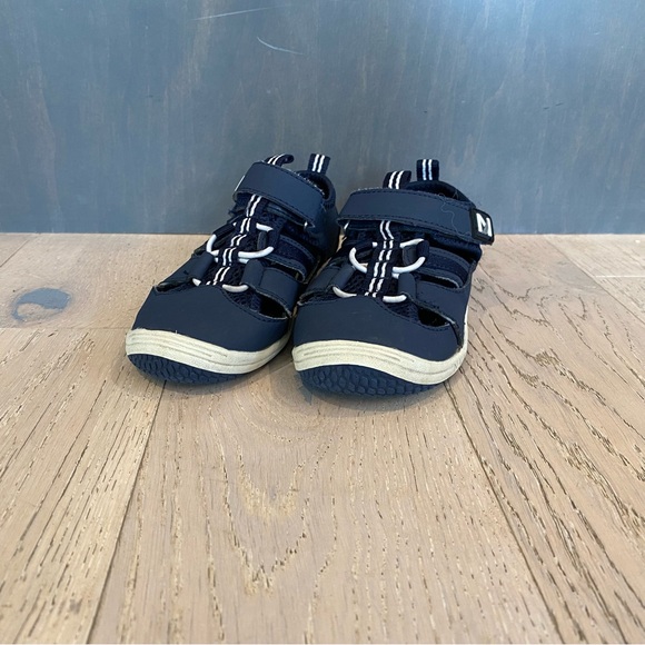 2/$15 🍍 Nautical Toddler Water Shoes / Sandals - Picture 1 of 5